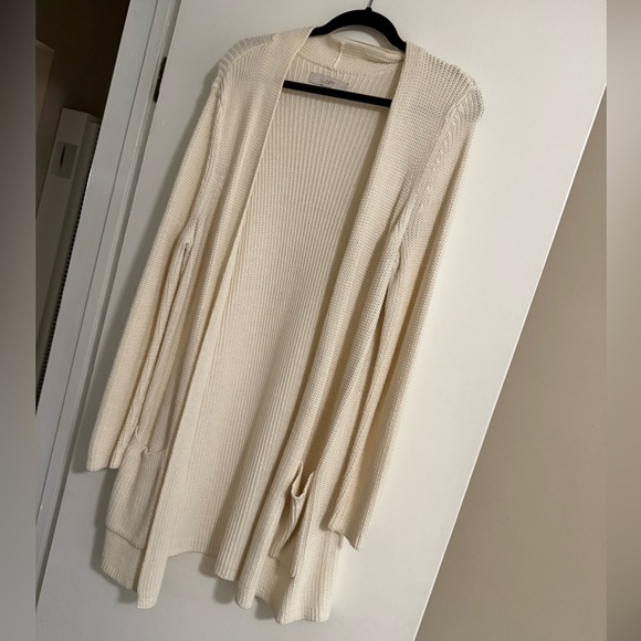 Elegant Cream Open-Front Sweater - Picture 1 of 4
